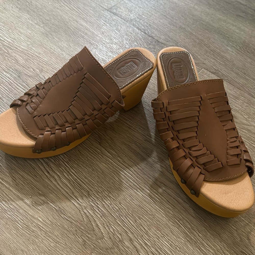 DINGO Dreamweaver Sandal